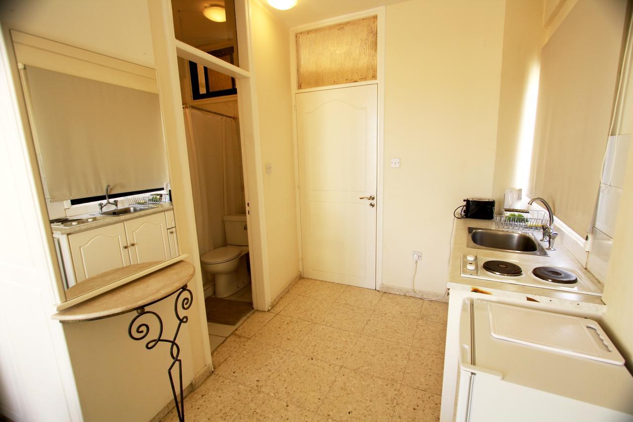 Pissouri Village Studios Exteriör bild